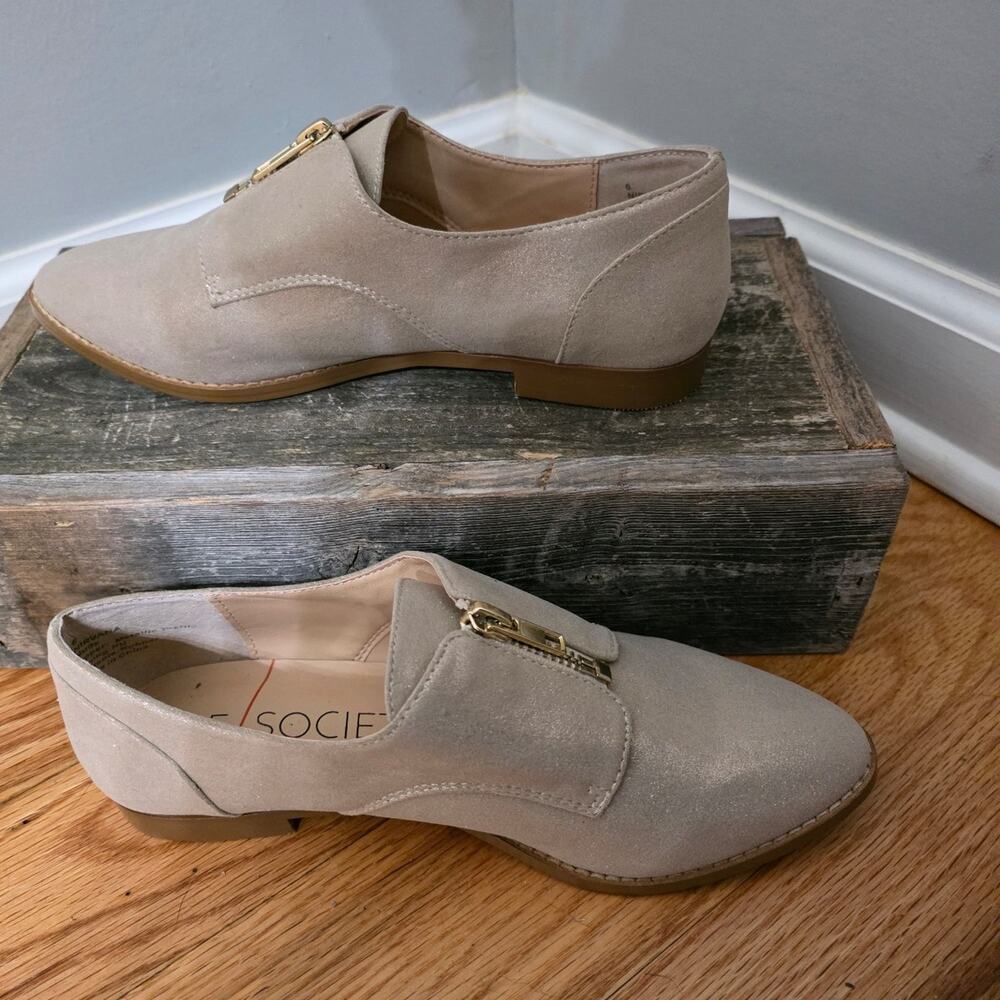 Sole Society Nirvana Nude Metallic Zip Flats Loafers Womens Size 6